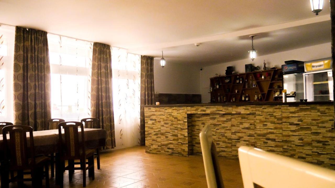 Pensiunea Danubio Moldova Noua Exterior photo